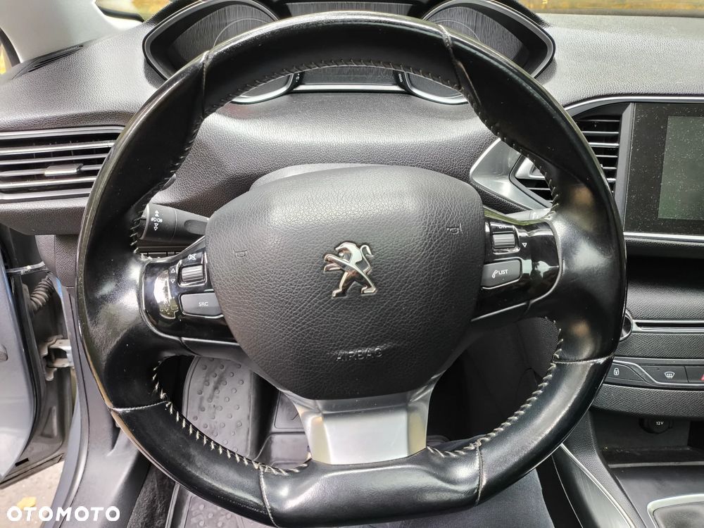 Peugeot 308 - 11