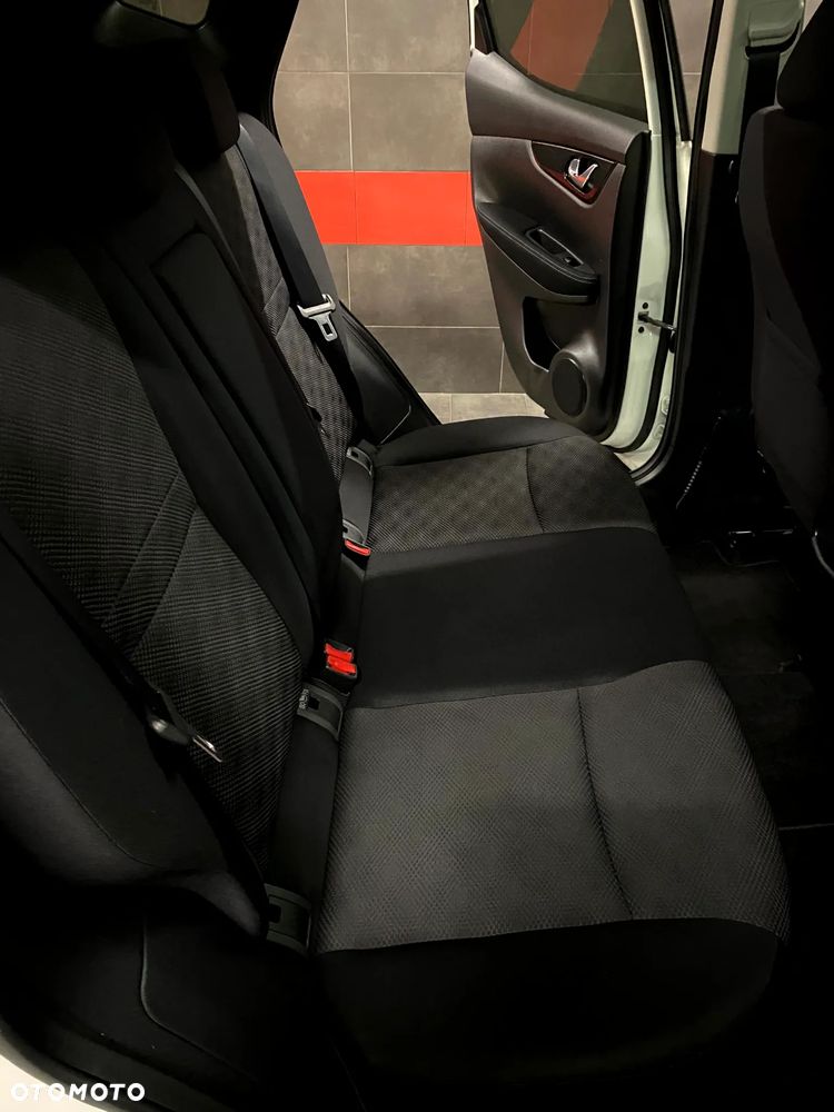 Nissan Qashqai 1.6 DIG-T 360 - 15
