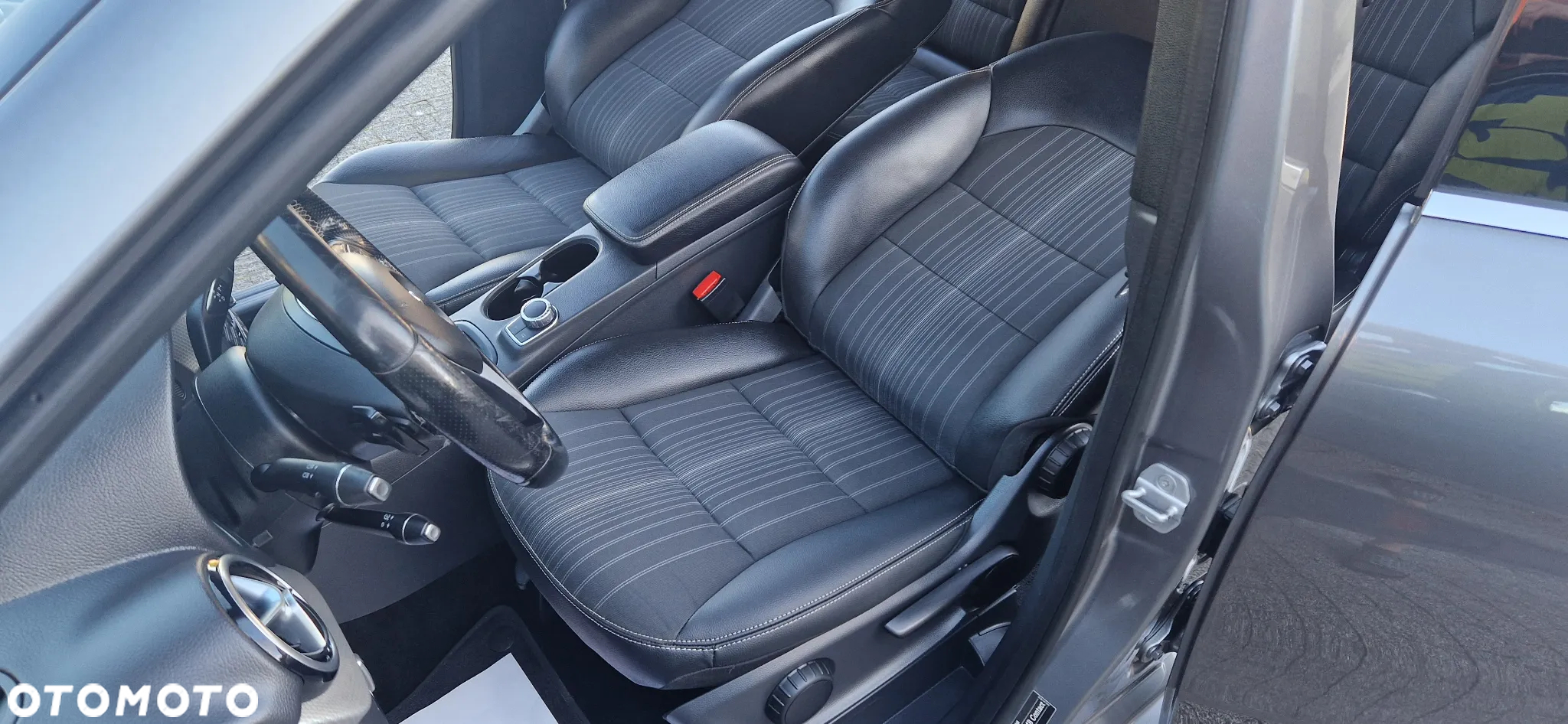 Mercedes-Benz Klasa B 180 7G-DCT Peak Edition - 19