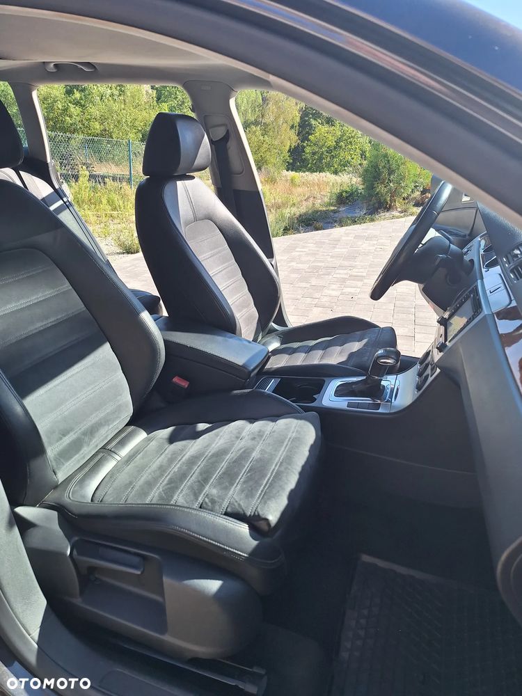 Volkswagen Passat 2.0 TDI Highline DSG - 17
