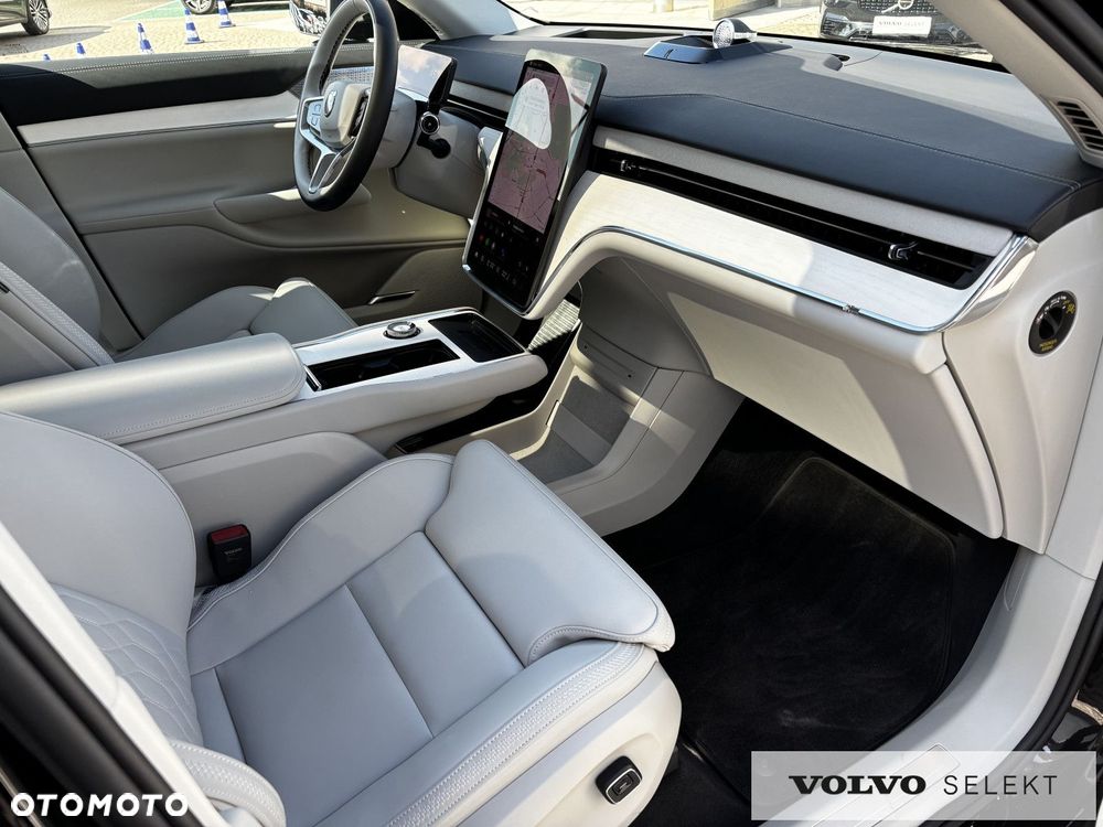 Volvo EX90 - 15