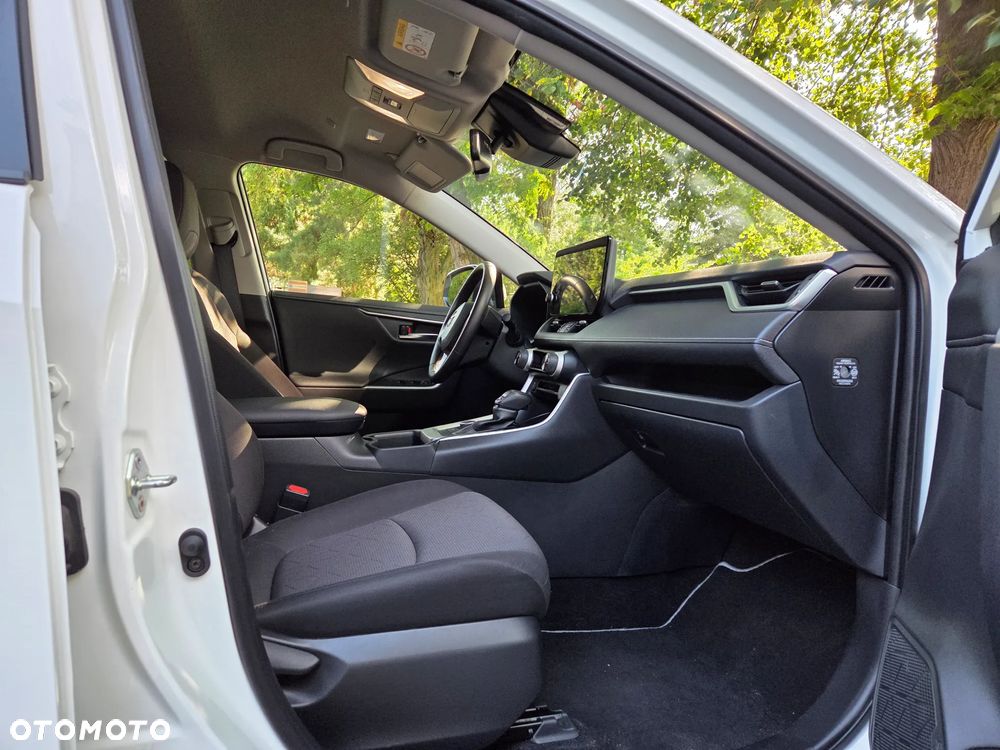 Toyota RAV4 - 5