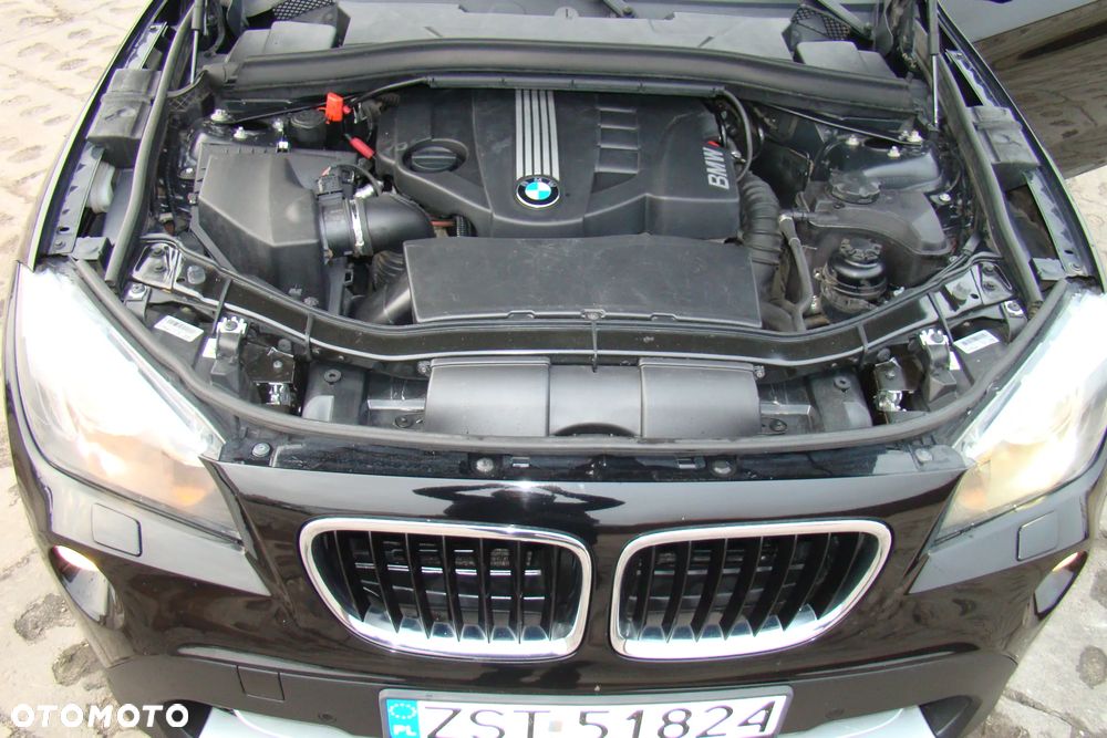 BMW X1 sDrive18d xLine - 17
