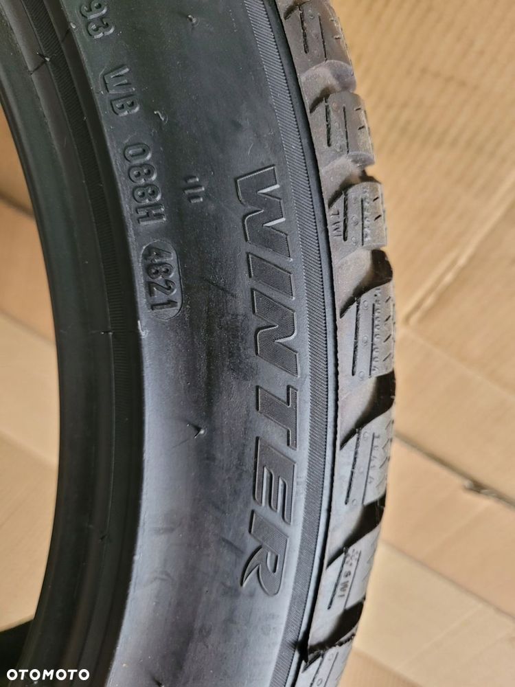 Pirelli Winter SottoZero 3 235/45R18 98 V - 6