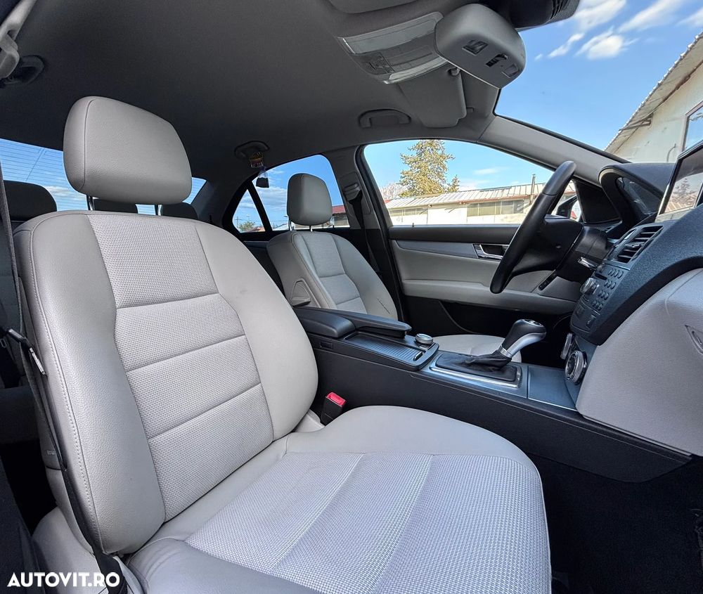 Mercedes-Benz C 250 CGI Automatik BlueEFFICIENCY Avantgarde - 31