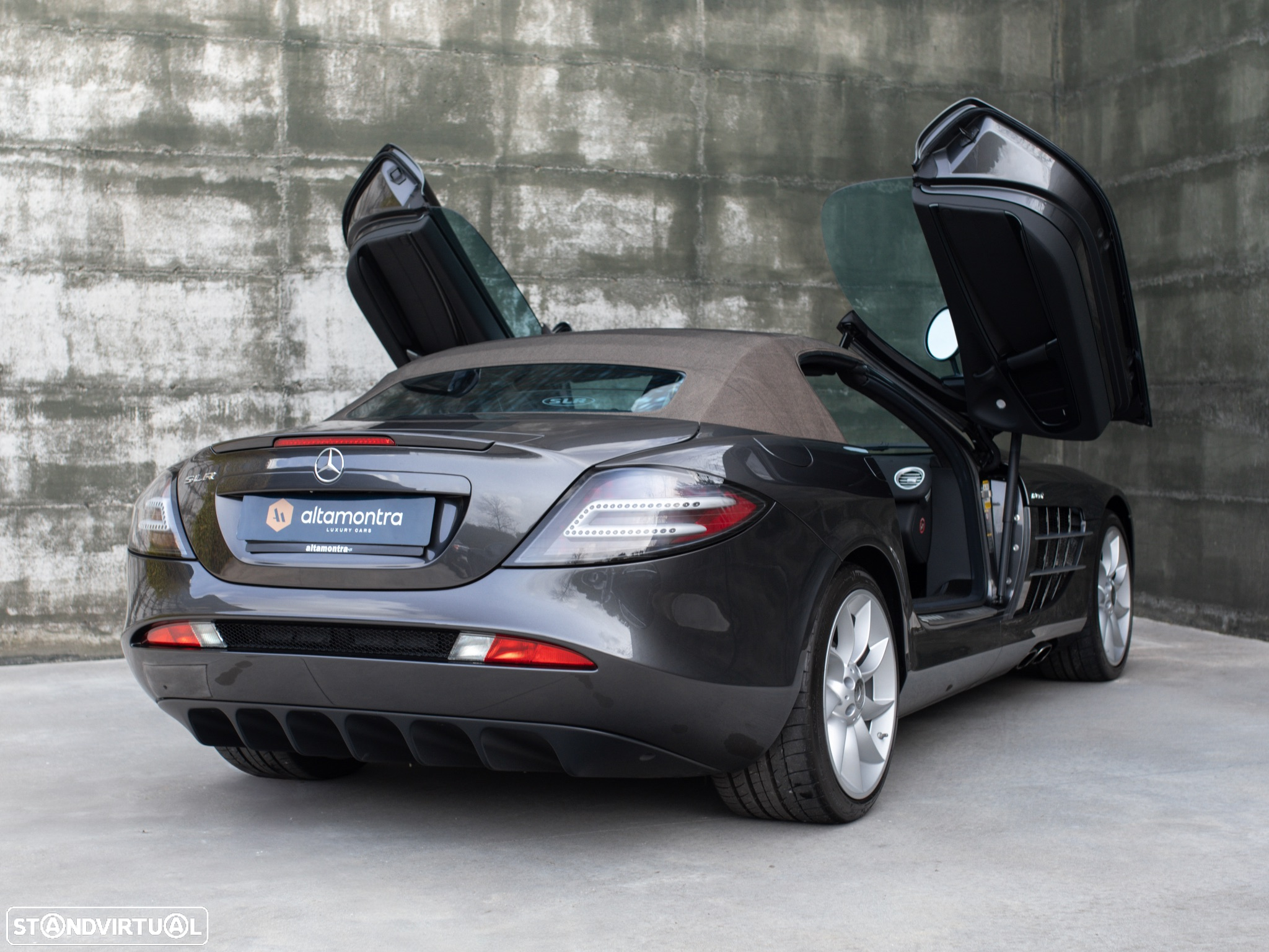 Mercedes-Benz SLR McLaren Roadster - 48