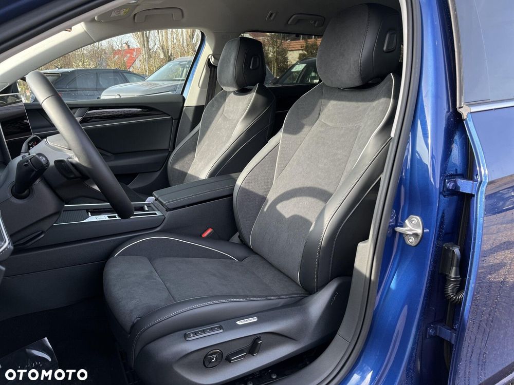 Volkswagen Passat - 24