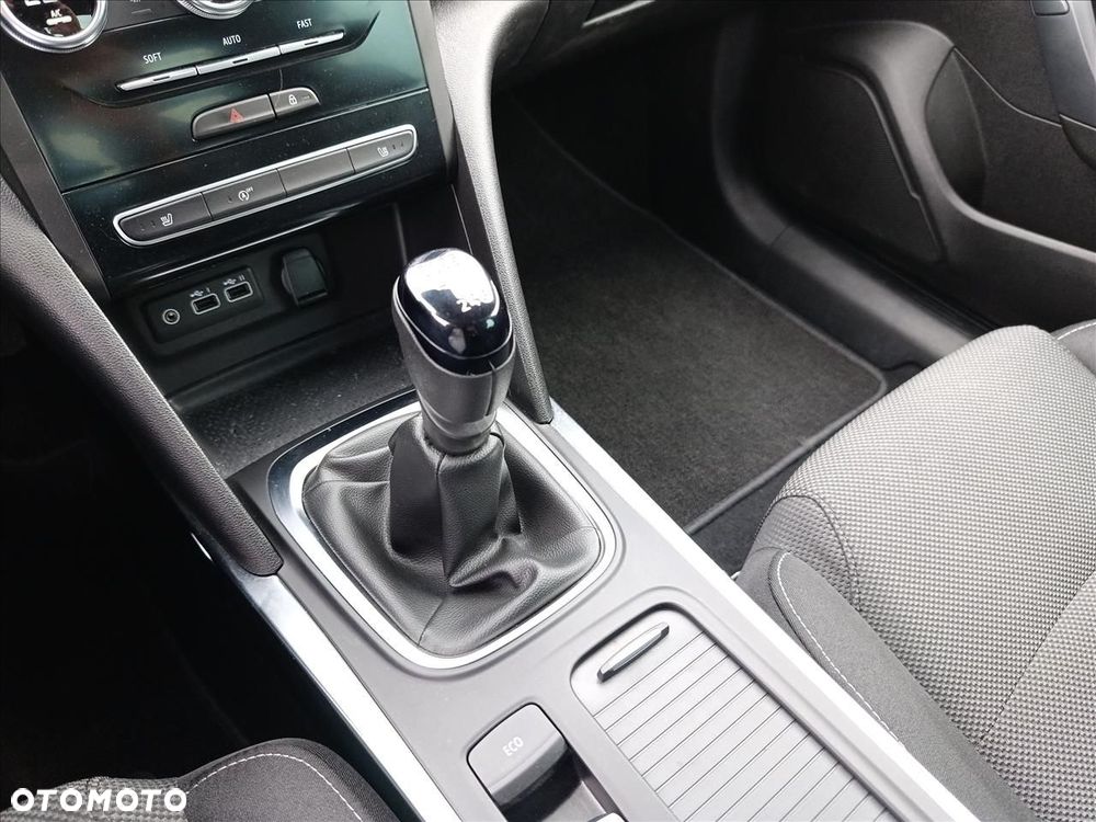 Renault Megane 1.3 TCe Evolution - 14