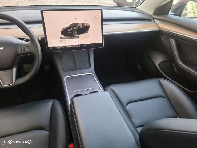 Tesla Model 3 Standard RWD - 11