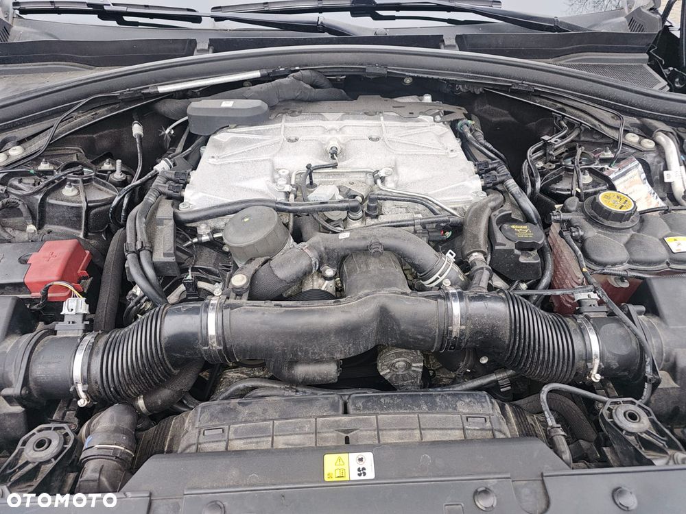 Land Rover Range Rover Velar 5.0 V8 S/C SV AB Dynamic - 17