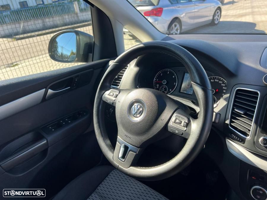 VW Sharan 2.0 TDI Confortline - 9