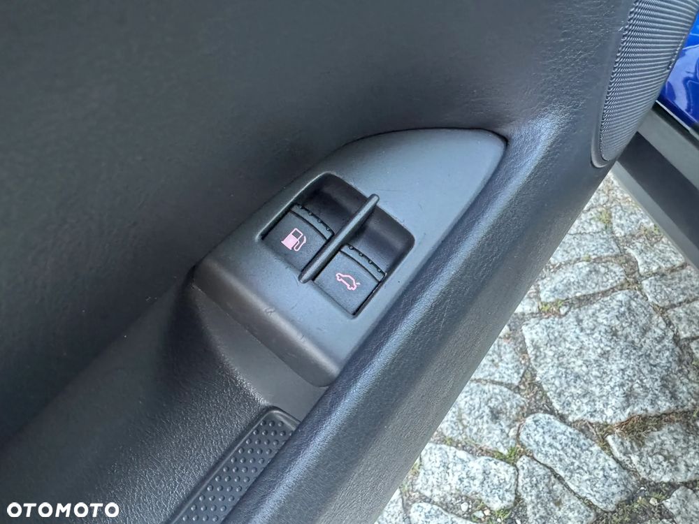 Volkswagen Passat 2.0 Comfortline - 26