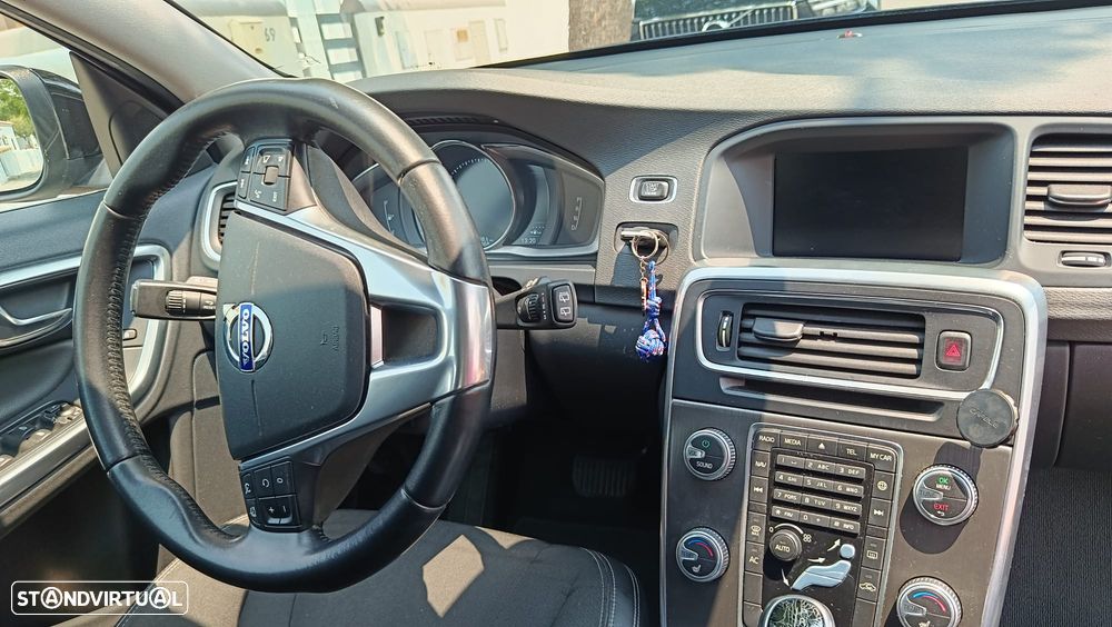 Volvo V60 - 22