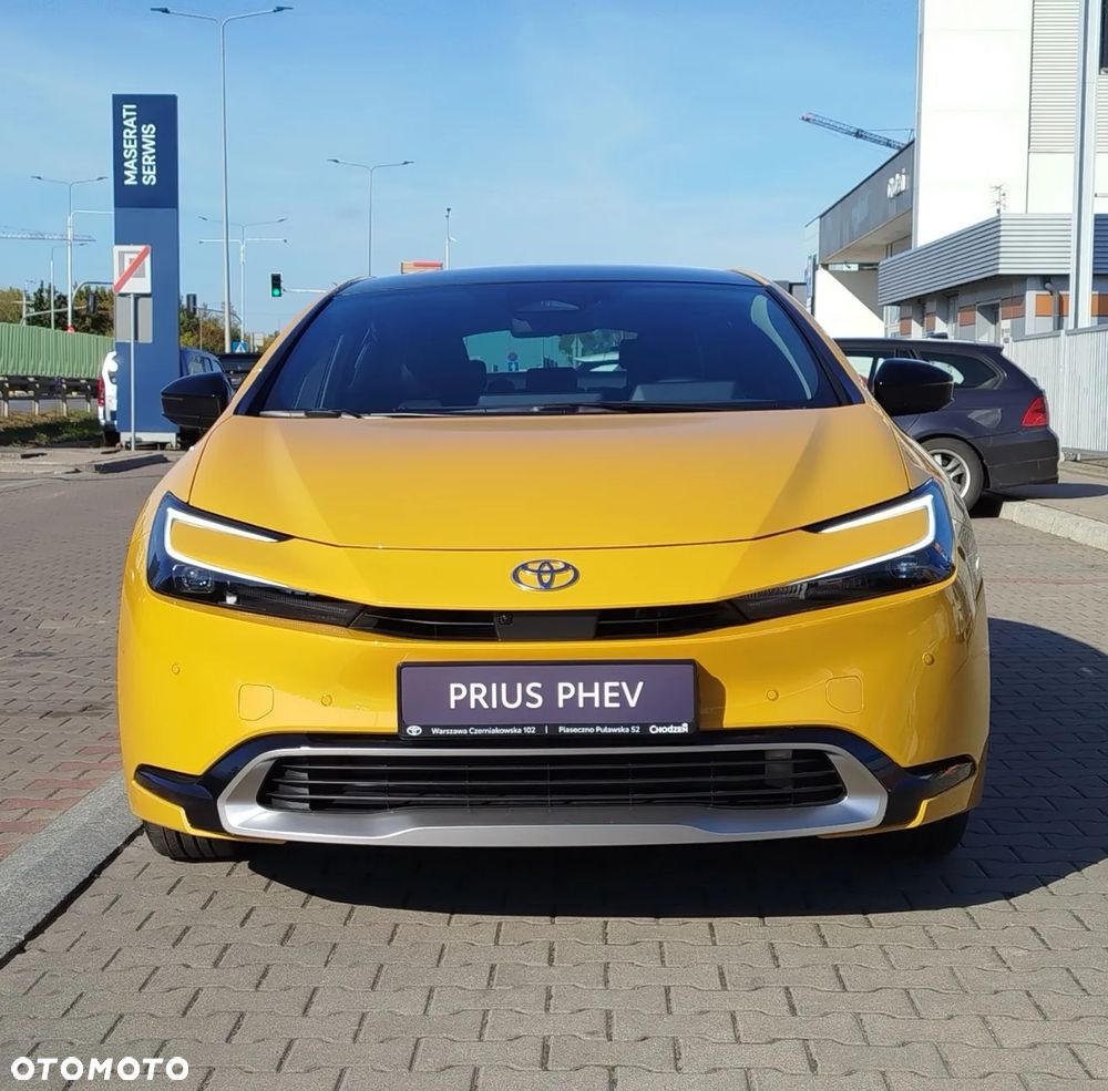 Toyota Prius Plug-in 2.0 Hybrid Executive - 2