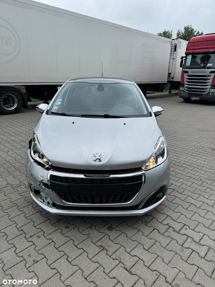 Peugeot 208 1.2 PureTech GPF Signature S&S - 2