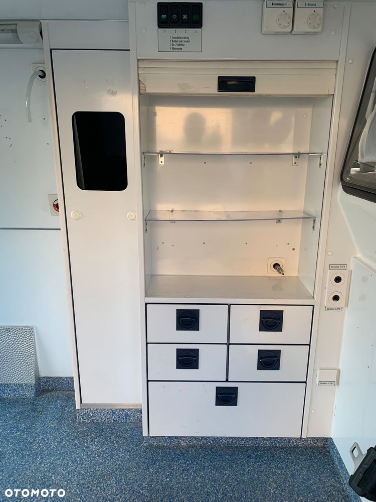Volkswagen Transporter - 7