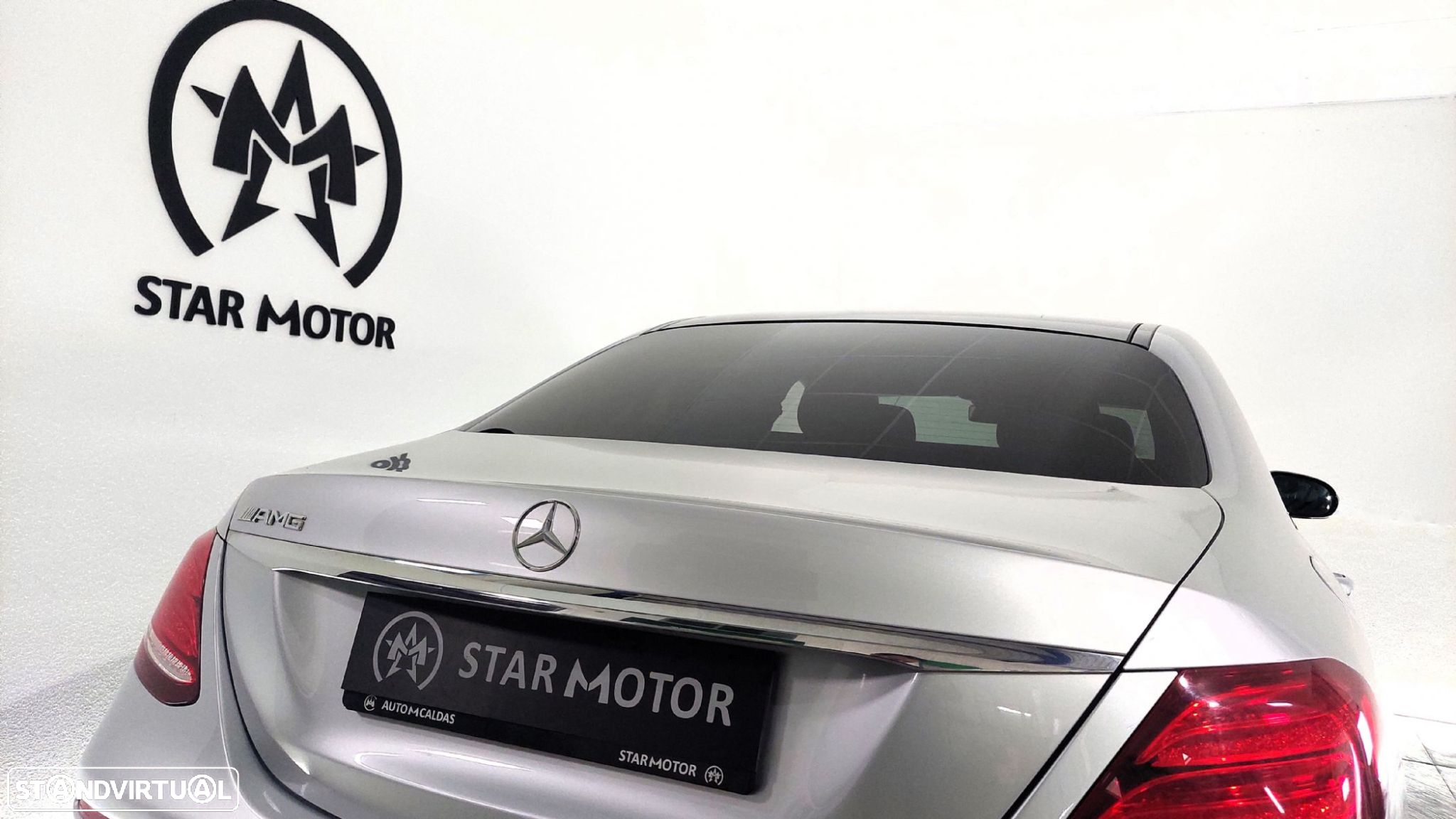 Mercedes-Benz E 220 d AMG Line - 39
