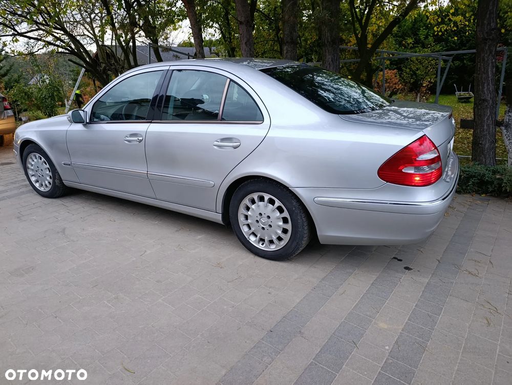 Mercedes-Benz Klasa E - 4