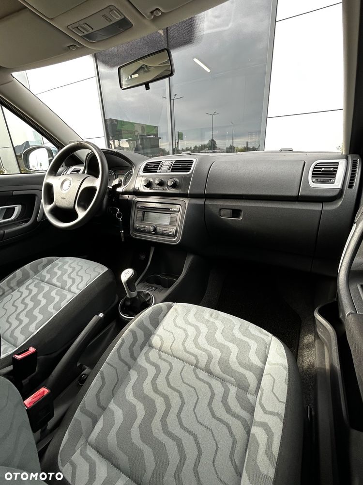 Skoda Fabia - 10