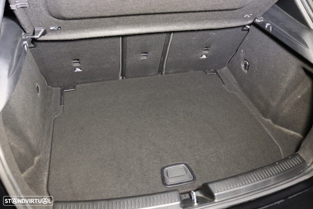 Mercedes-Benz A 180 d AMG Line - 7