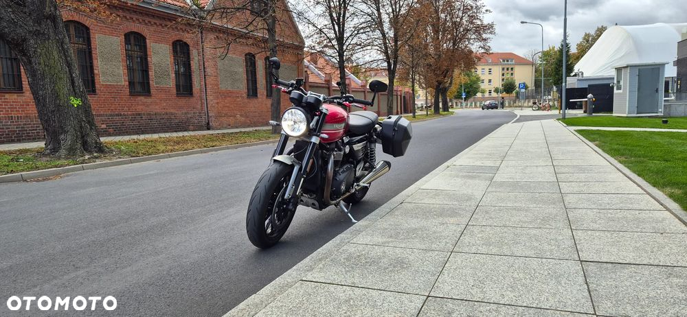 Triumph Speed Twin - 16