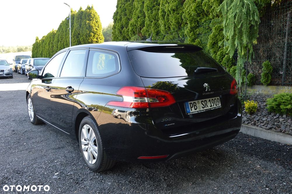 Peugeot 308 - 6
