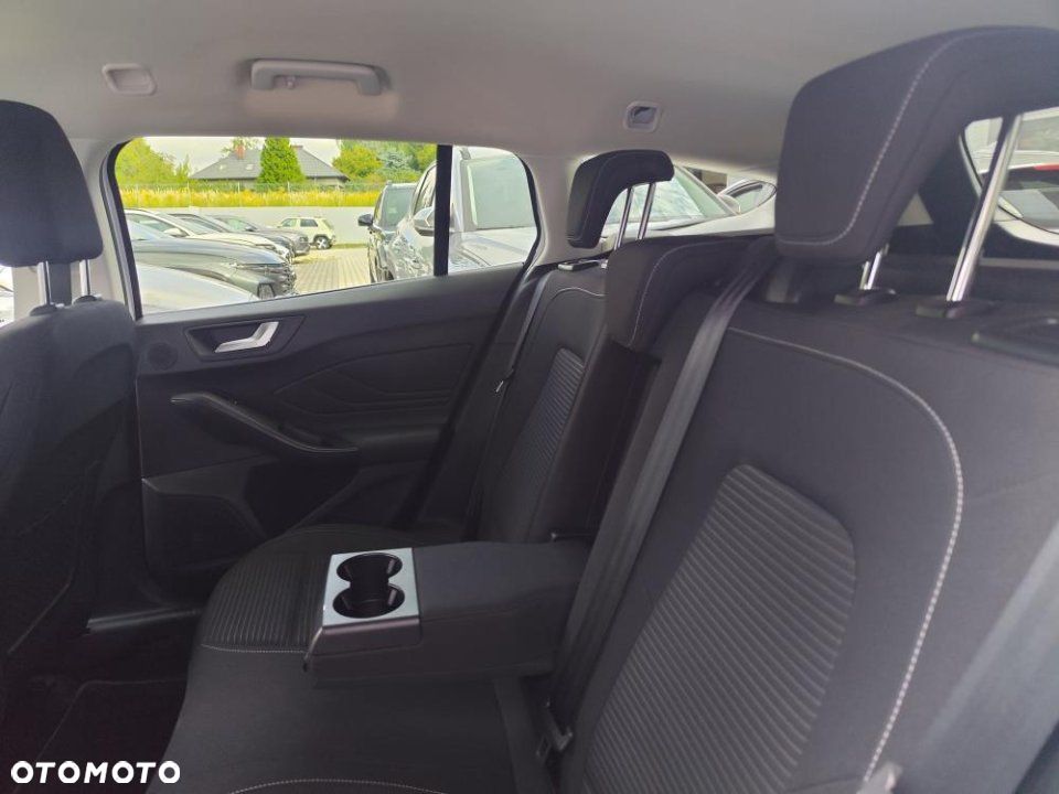 Ford Focus - 12