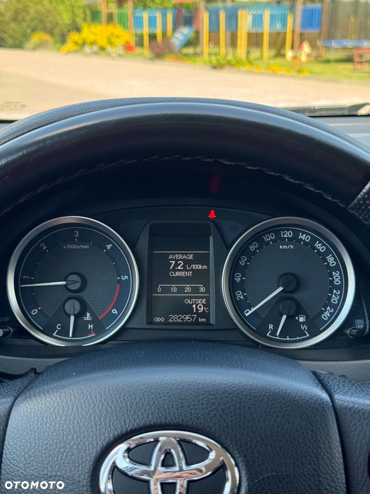 Toyota Auris 2.0 D-4D Prestige - 16