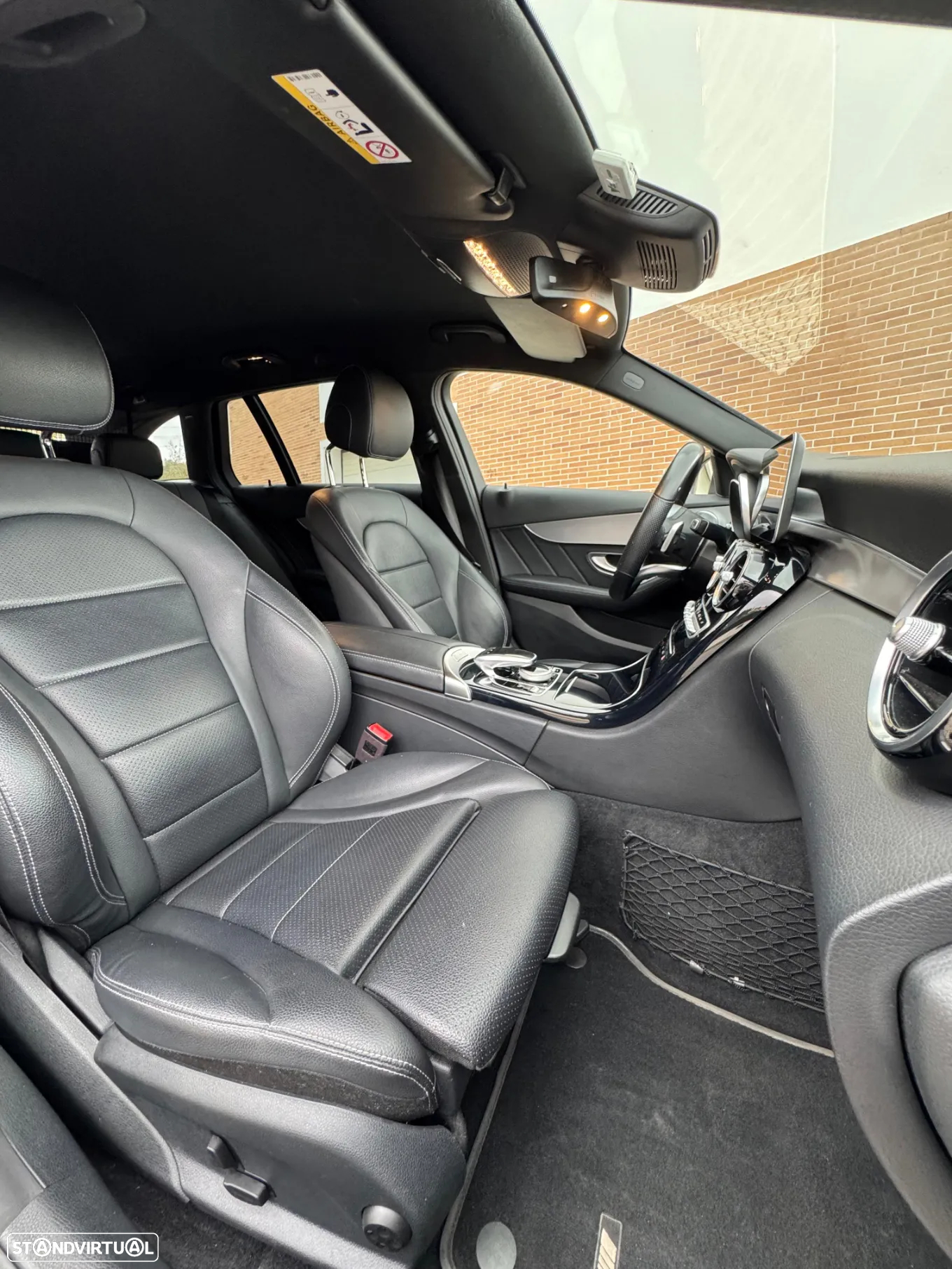 Mercedes-Benz C 300 BlueTEC Hybrid AMG Line - 11