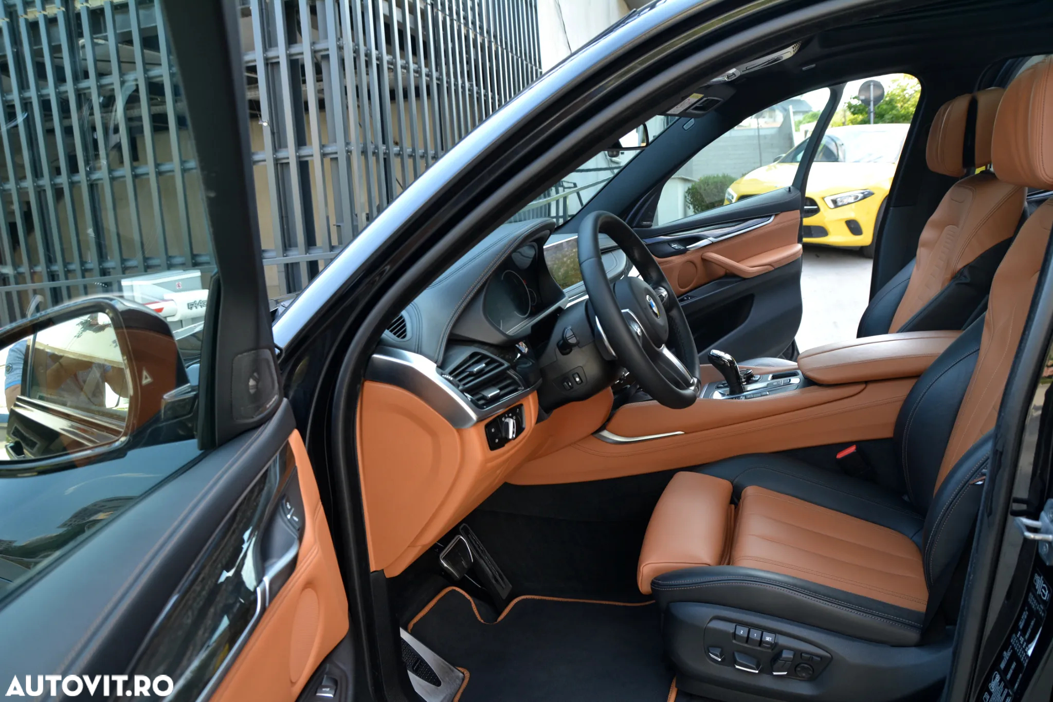 BMW X6 M M50d - 12