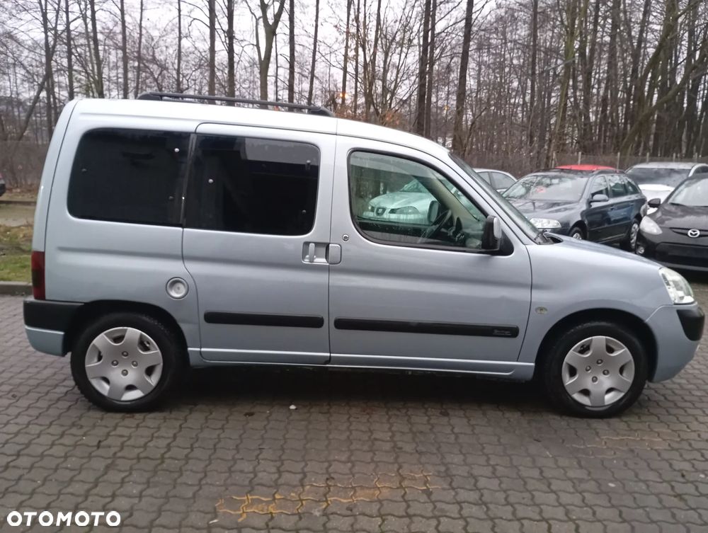 Citroën Berlingo Multispace 2.0 HDI Plus - 25