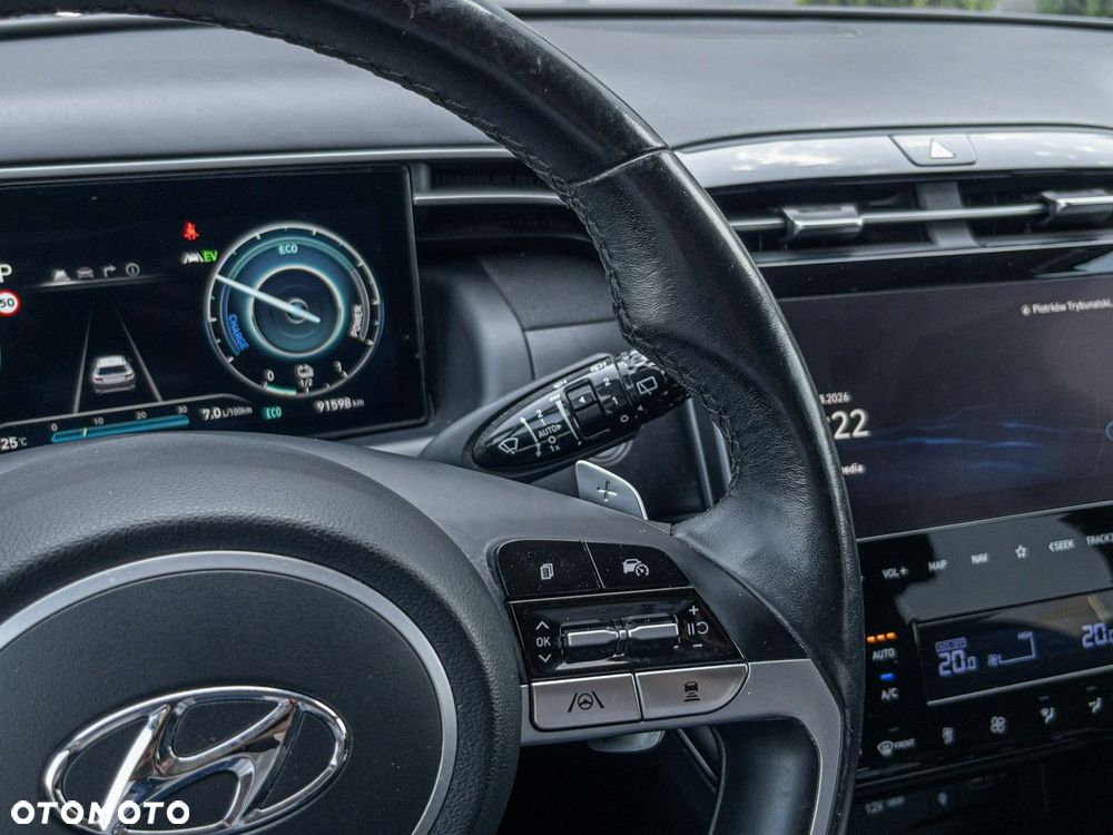 Hyundai Tucson 1.6 T-GDi HEV Executive 2WD - 16
