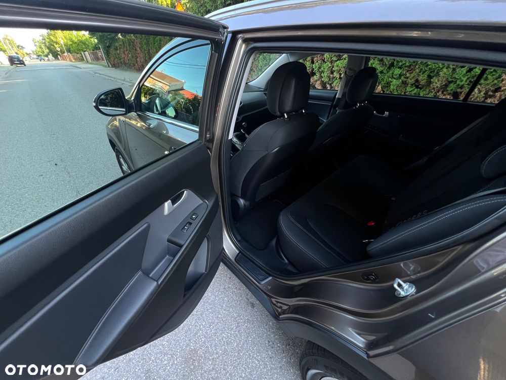 Kia Sportage 2.0 GDI AWD Vision - 11