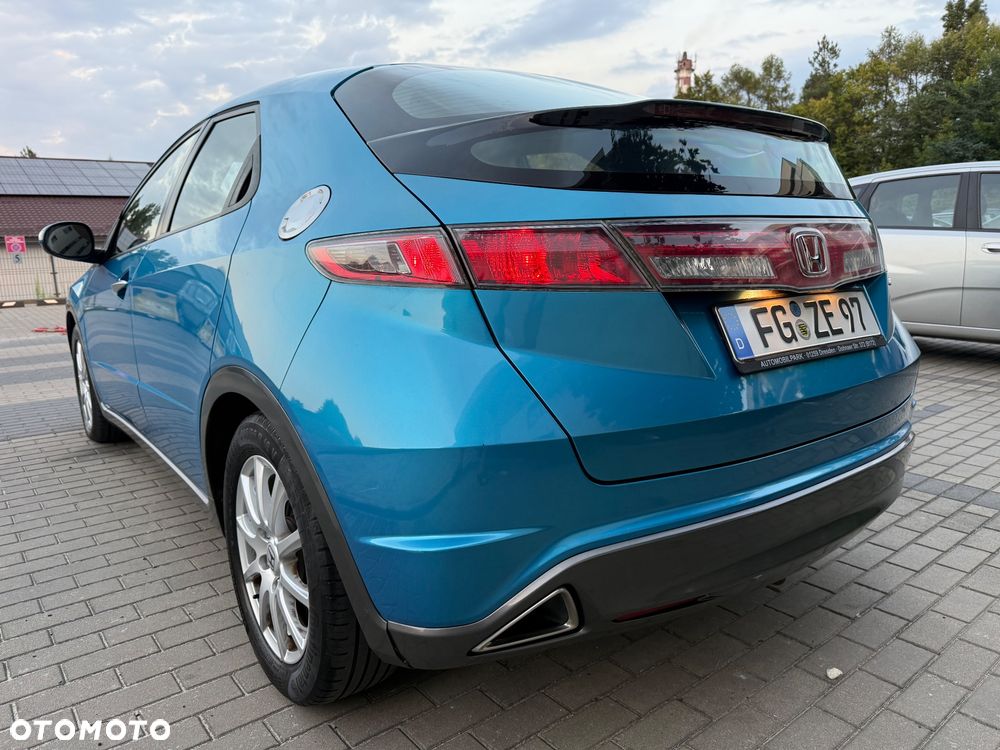 Honda Civic 1.4 i-VTEC Comfort - 12