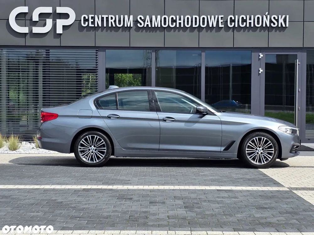 BMW Seria 5 520i GPF Sport Line sport - 12