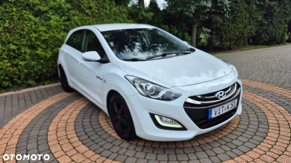 Hyundai i30 1.4 BlueDrive Comfort - 28