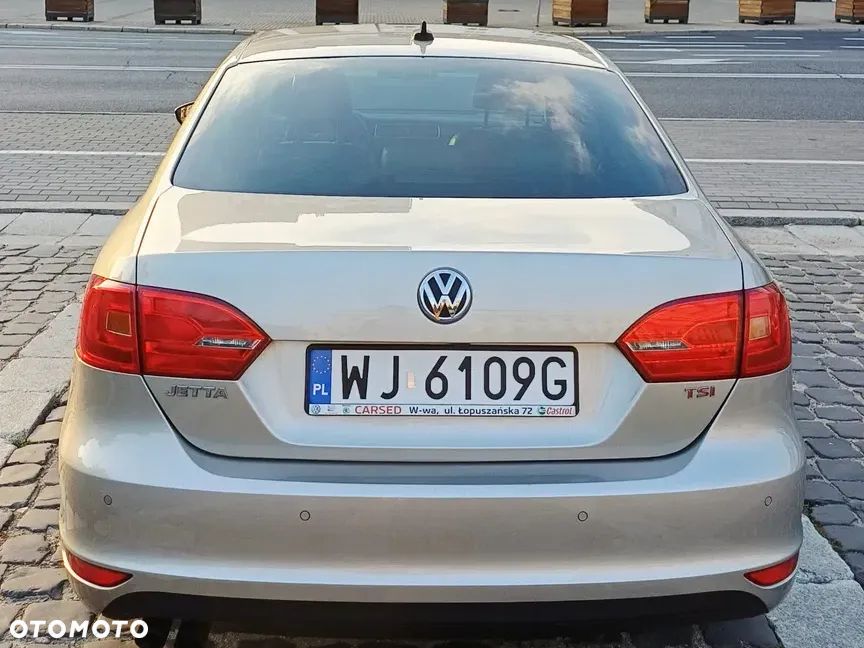 Volkswagen Jetta 1.4 TSI Highline - 14
