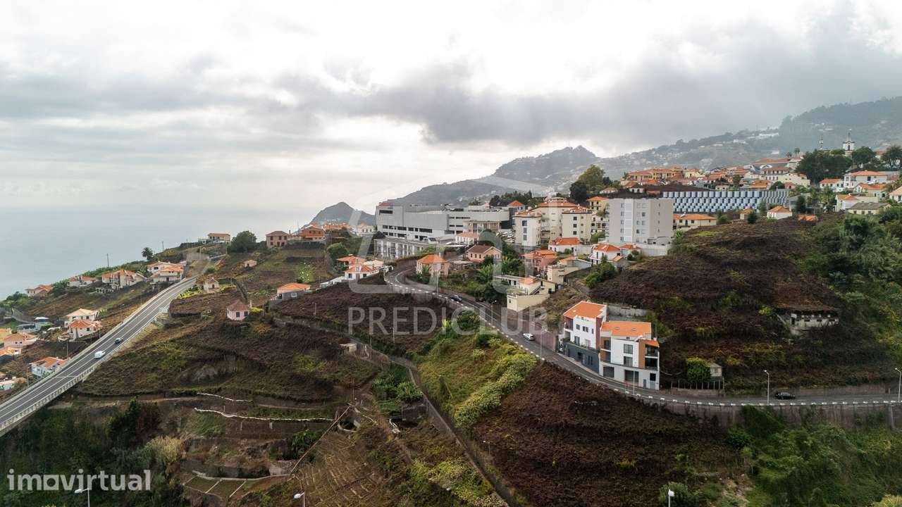 Moradia T3 - Câmara de Lobos - Grande imagem: 2/60