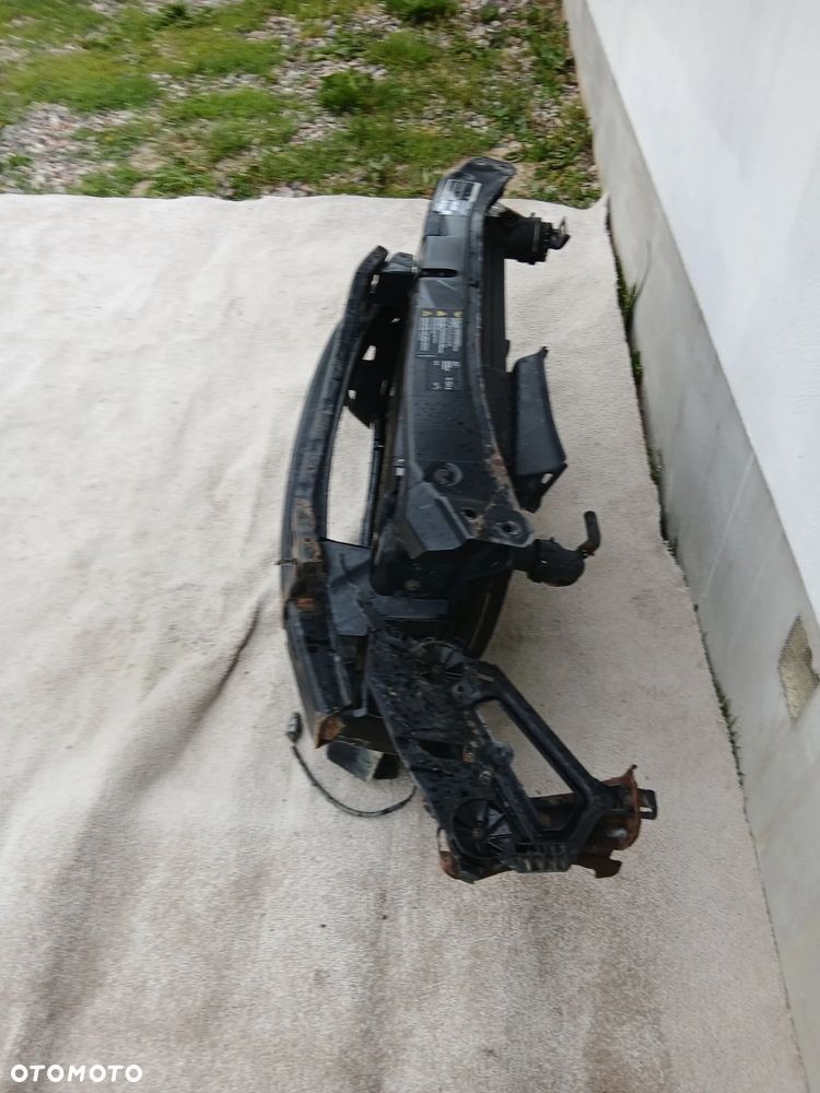PAS PRZEDNI CZOŁÓWKA SKODA OCTAVIA II 1.9 TDI KOMPLET - 4
