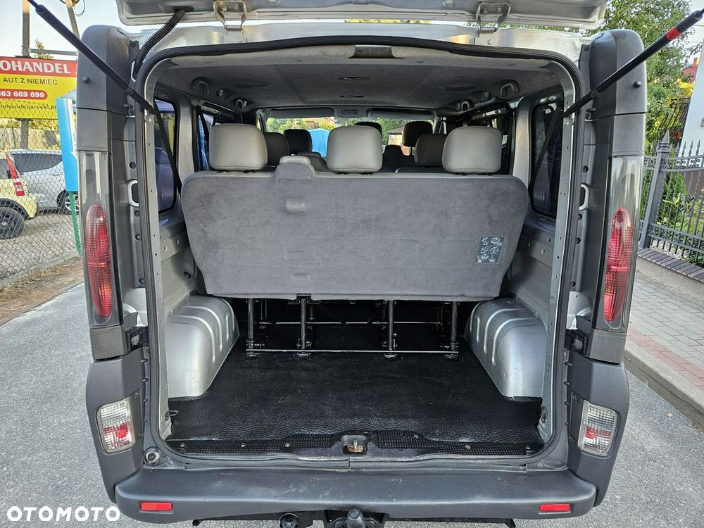 Opel Vivaro - 19