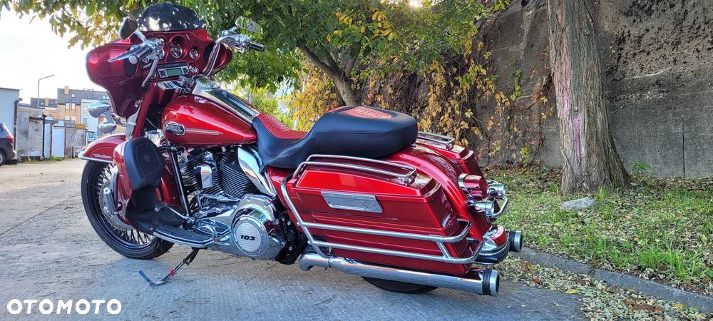 Harley-Davidson FLHTCU Ultra - 21