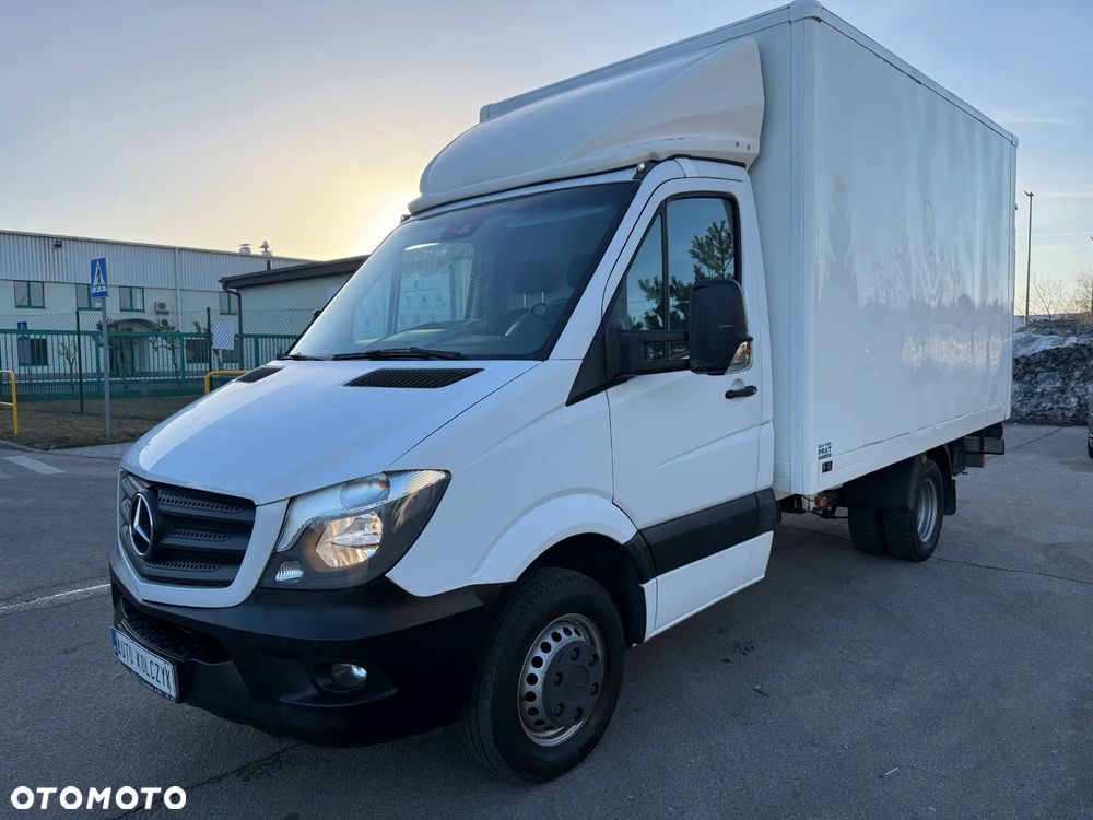 Mercedes-Benz Sprinter - 1
