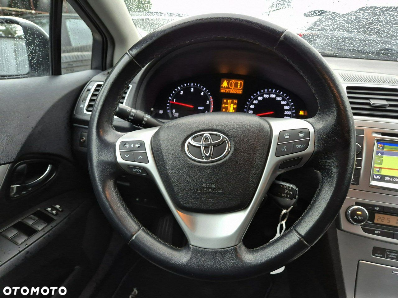 Toyota Avensis - 25