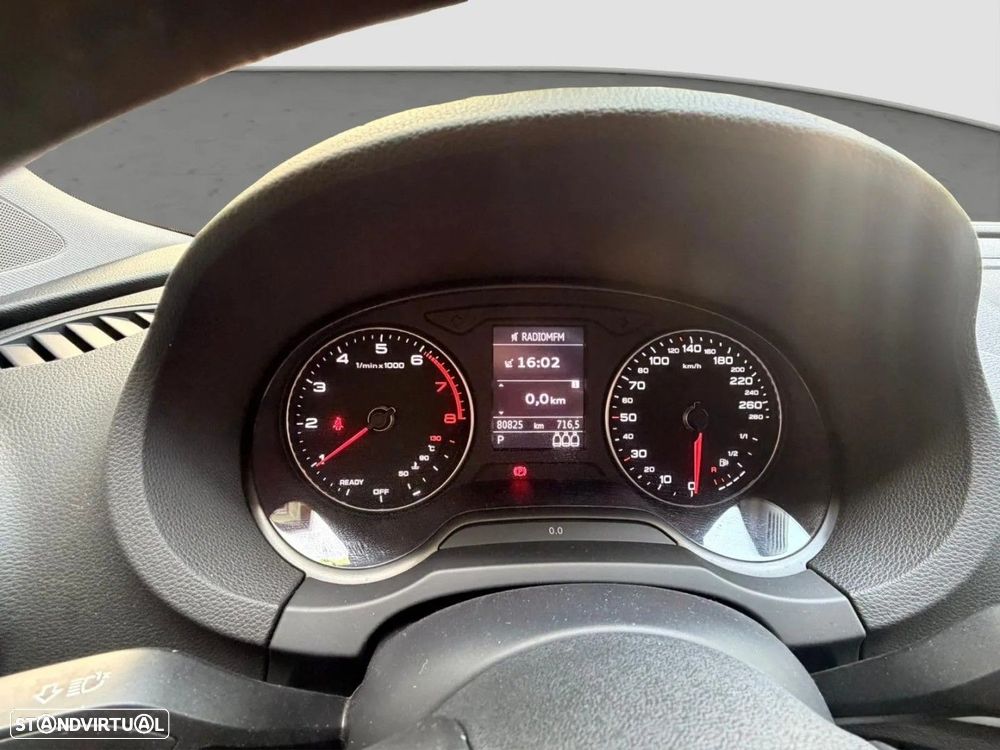Audi A3 Sportback 30 TFSI S tronic - 10