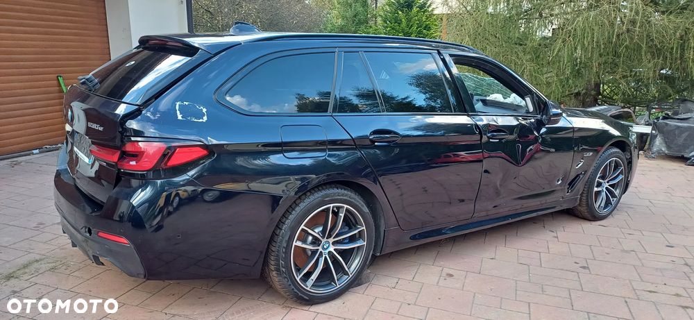 BMW Seria 5 530e xDrive - 6