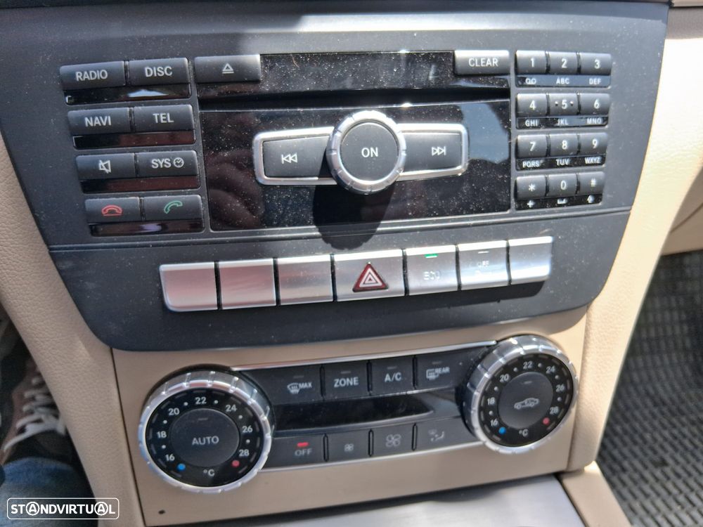 Mercedes-Benz C 220 - 14