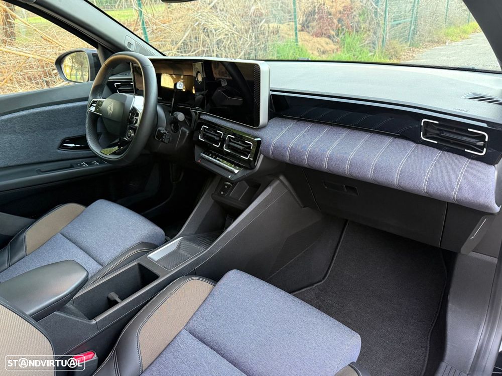 Renault 5 E-Tech 52 kWh Techno Autonomia Conforto - 31