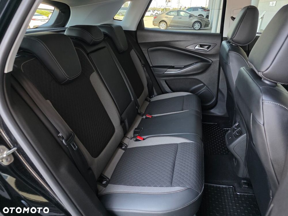 Opel Grandland 1.2 T Edition S&S - 21