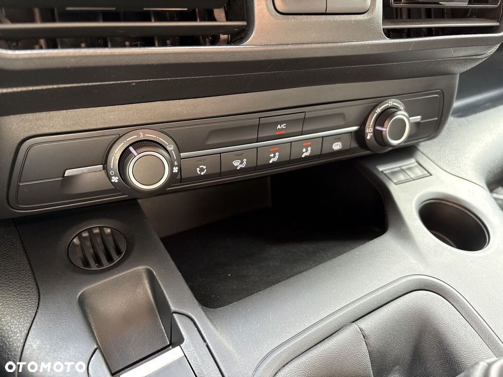 Toyota PROACE CITY - 23