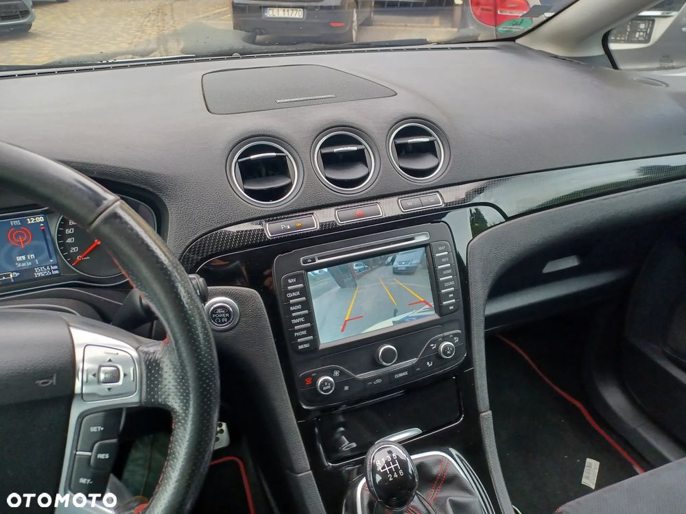 Ford S-Max 2.0 TDCi DPF Titanium - 24